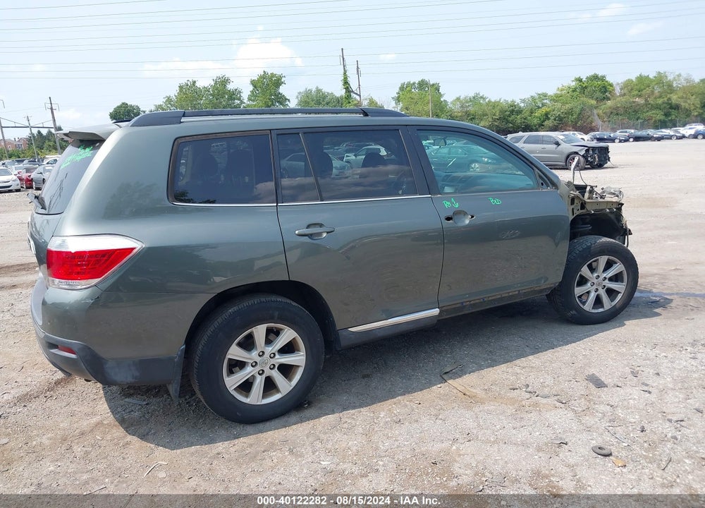 2013 TOYOTA HIGHLANDER BASE PLUS V6 VIN: 5TDBK3EH4DS192934