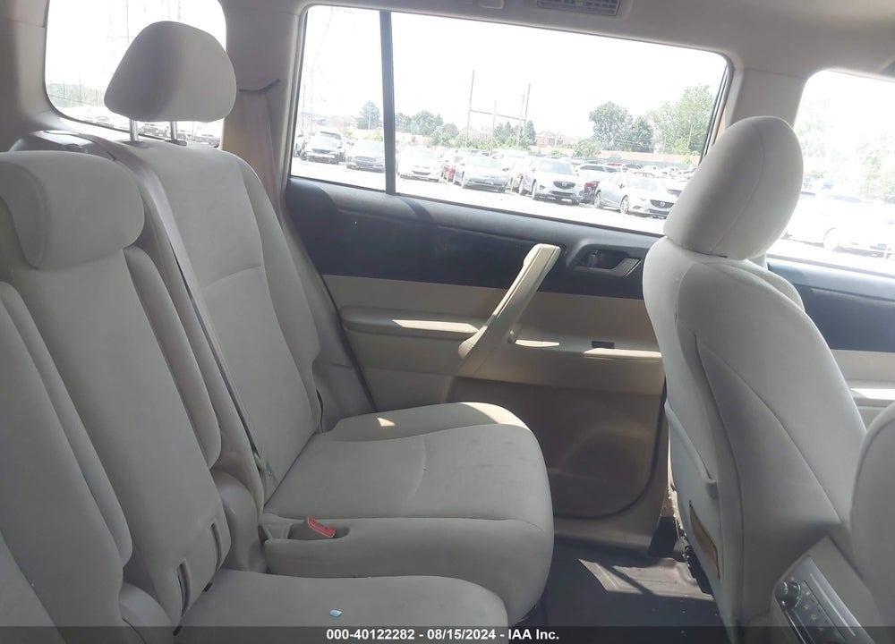 2013 TOYOTA HIGHLANDER BASE PLUS V6 VIN: 5TDBK3EH4DS192934