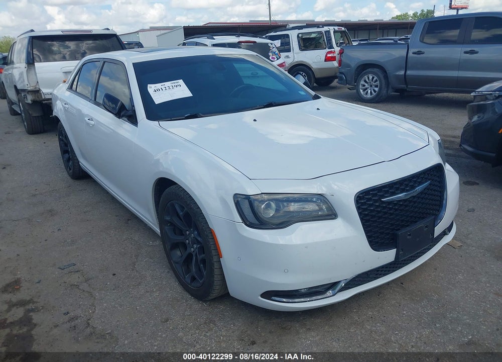 2019 CHRYSLER 300 300S VIN: 2C3CCABG2KH593528