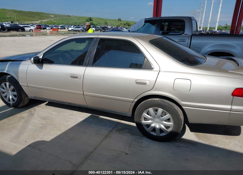 2000 TOYOTA CAMRY CE/LE/XLE VIN: 4T1BG22K5YU755790