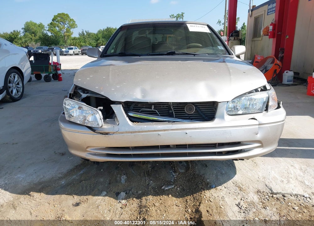 2000 TOYOTA CAMRY CE/LE/XLE VIN: 4T1BG22K5YU755790