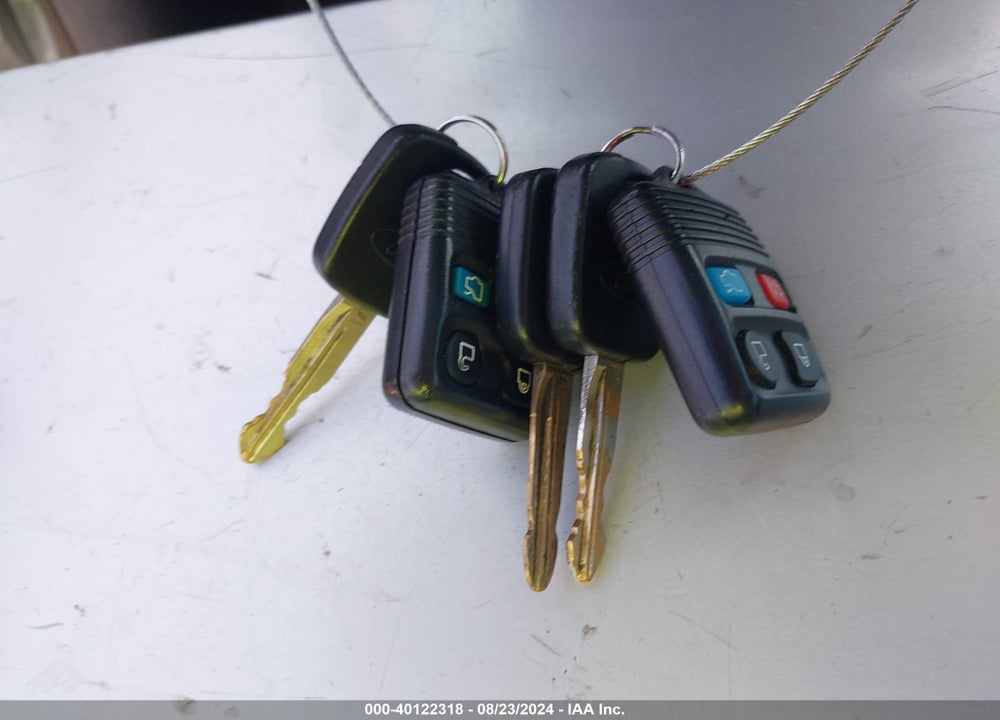2003 FORD FOCUS SE VIN: 1FAFP34Z63W262256