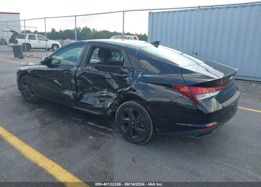 2021 HYUNDAI ELANTRA SEL VIN: 5NPLM4AG4MH010608