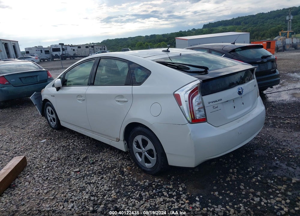2013 TOYOTA PRIUS FOUR VIN: JTDKN3DU1D5575922