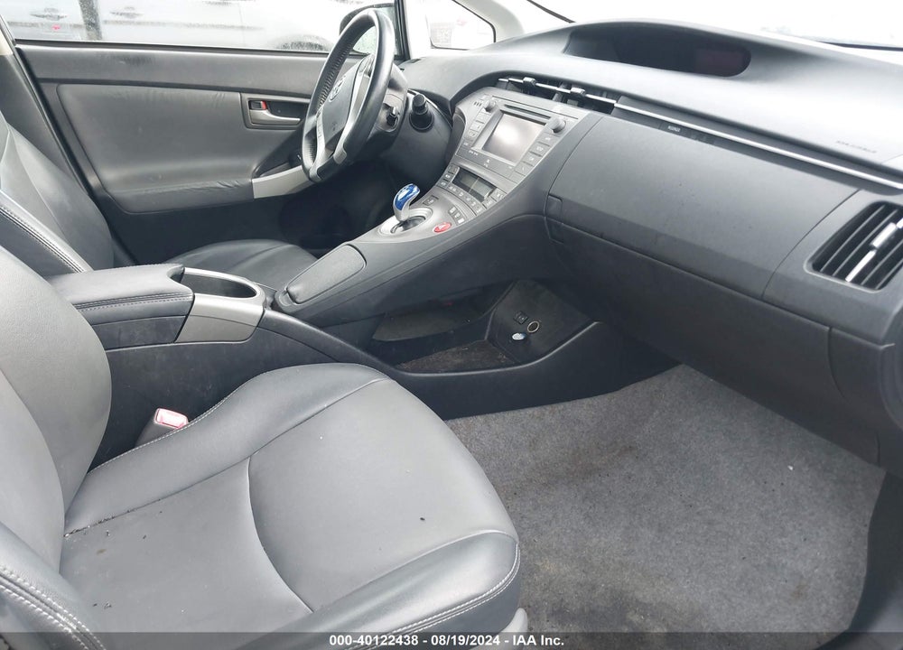2013 TOYOTA PRIUS FOUR VIN: JTDKN3DU1D5575922