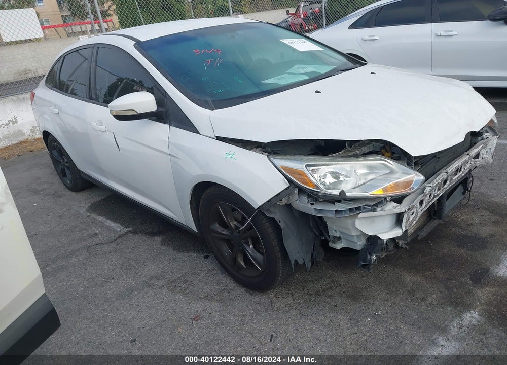 2014 FORD FOCUS SE VIN: 1FADP3F21EL199207