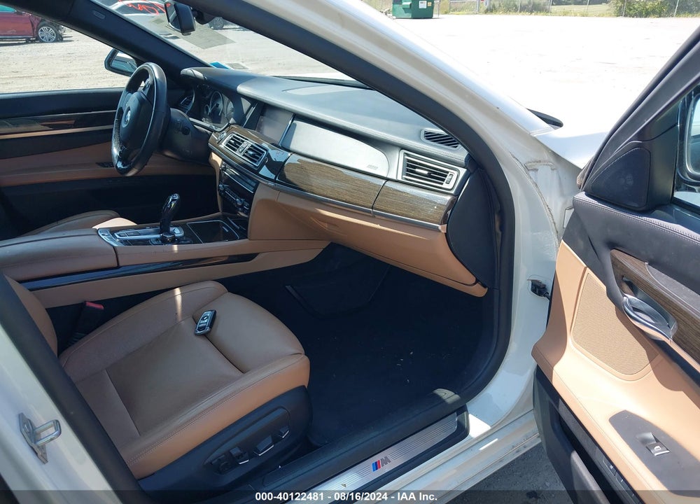 2013 BMW 750I XDRIVE VIN: WBAYB6C5XDC998067