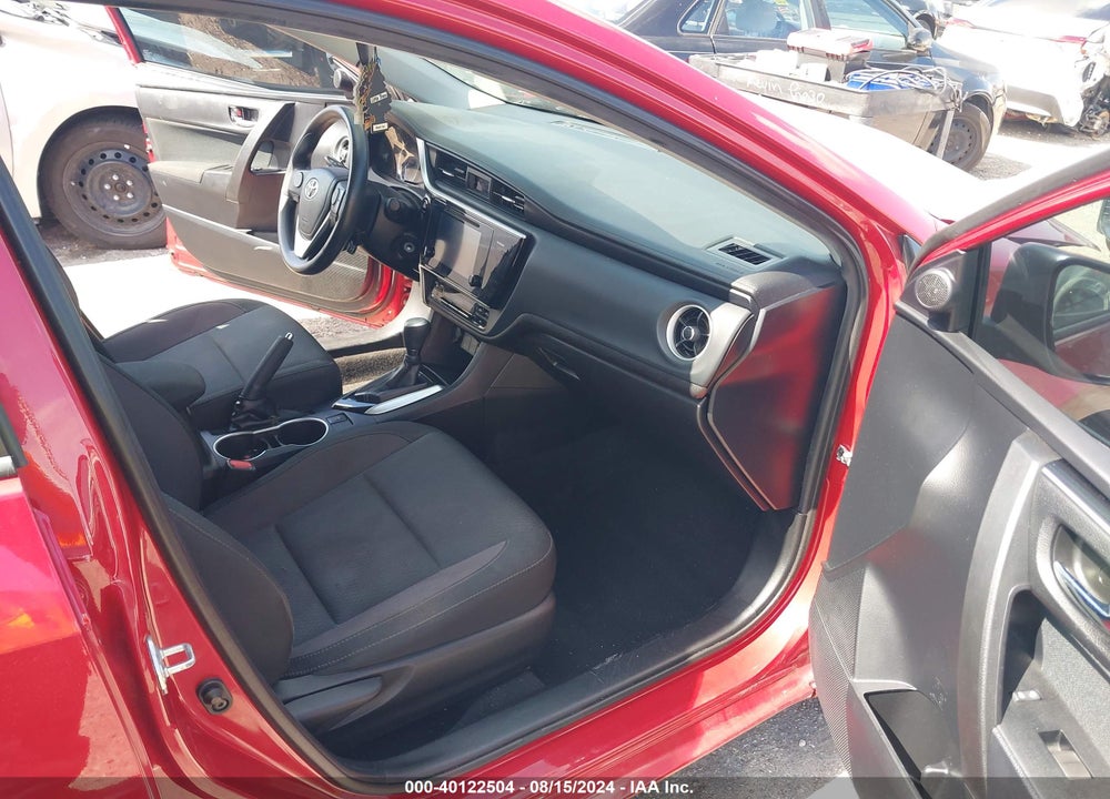 2017 TOYOTA COROLLA LE VIN: 2T1BURHE9HC832701