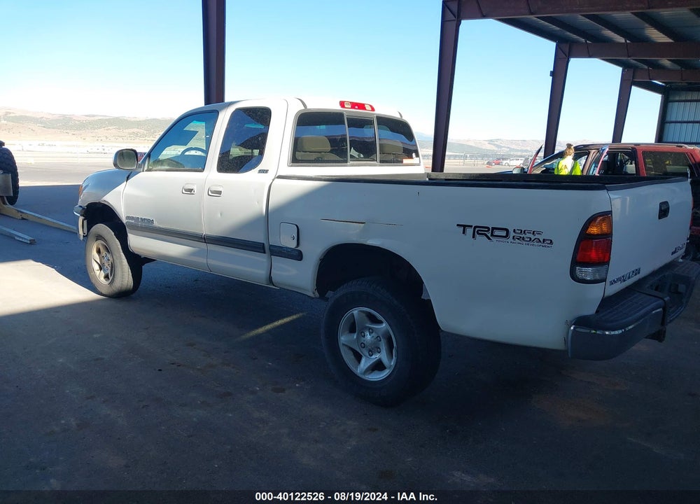 2002 TOYOTA TUNDRA SR5 V8 VIN: 5TBBT44132S321985