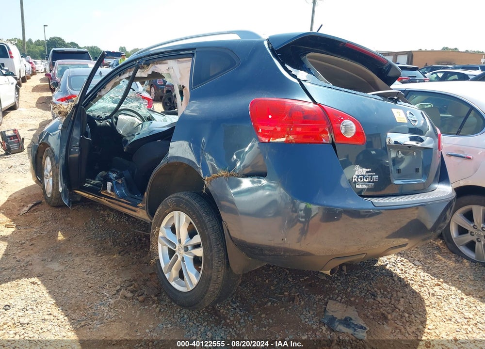 2015 NISSAN ROGUE VIN: JN8AS5MT2FW673236