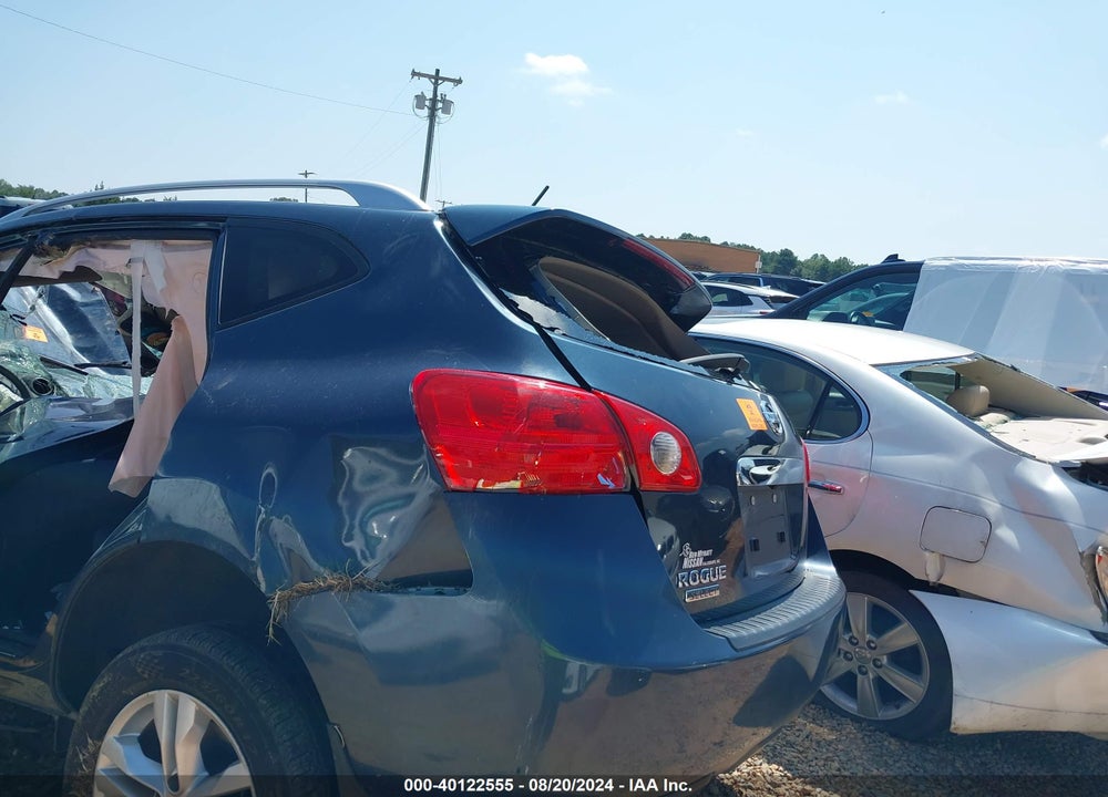 2015 NISSAN ROGUE VIN: JN8AS5MT2FW673236