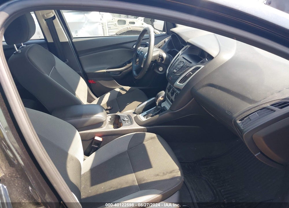 2013 FORD FOCUS SE VIN: 1FADP3K22DL143748