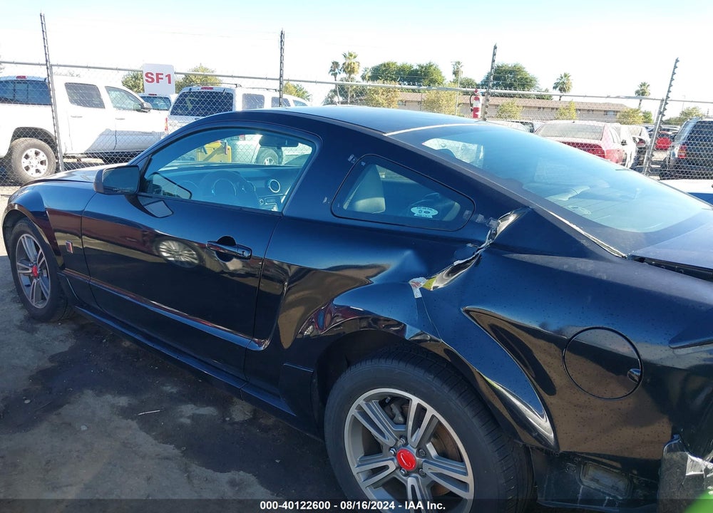 2005 FORD MUSTANG GT DELUXE/GT PREMIUM VIN: 1ZVFT82H655227395