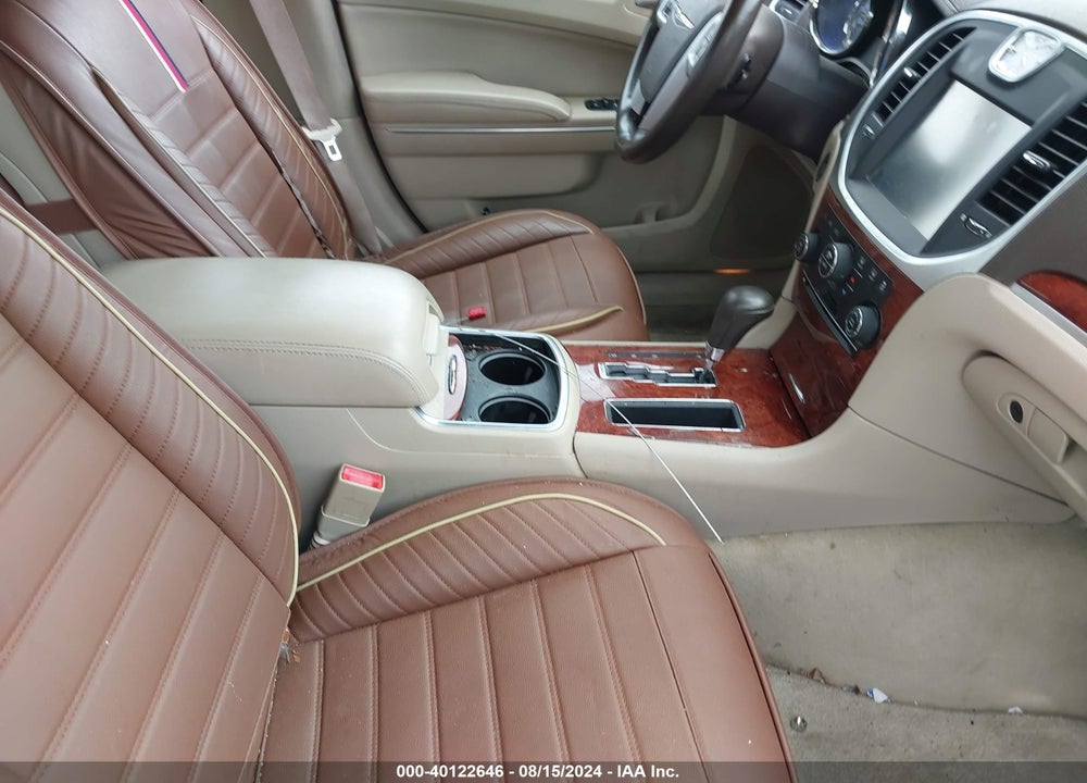 2011 CHRYSLER 300 LIMITED VIN: 2C3CA5CG4BH558176
