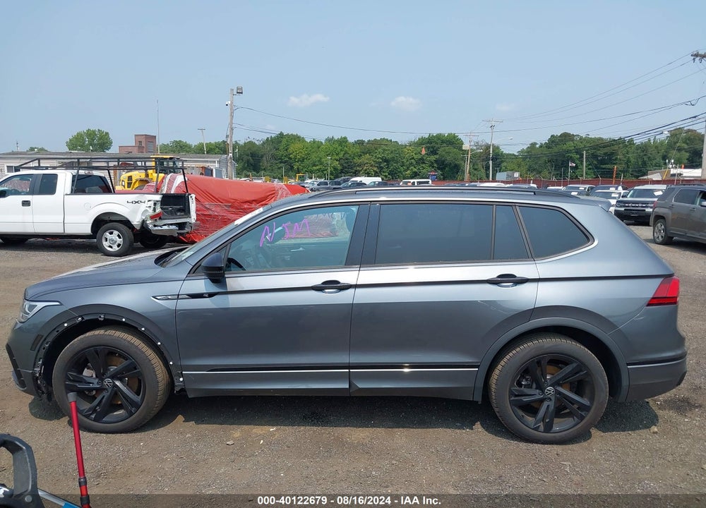 2023 VOLKSWAGEN TIGUAN 2.0T SE R-LINE BLACK VIN: 3VV8B7AX2PM023130
