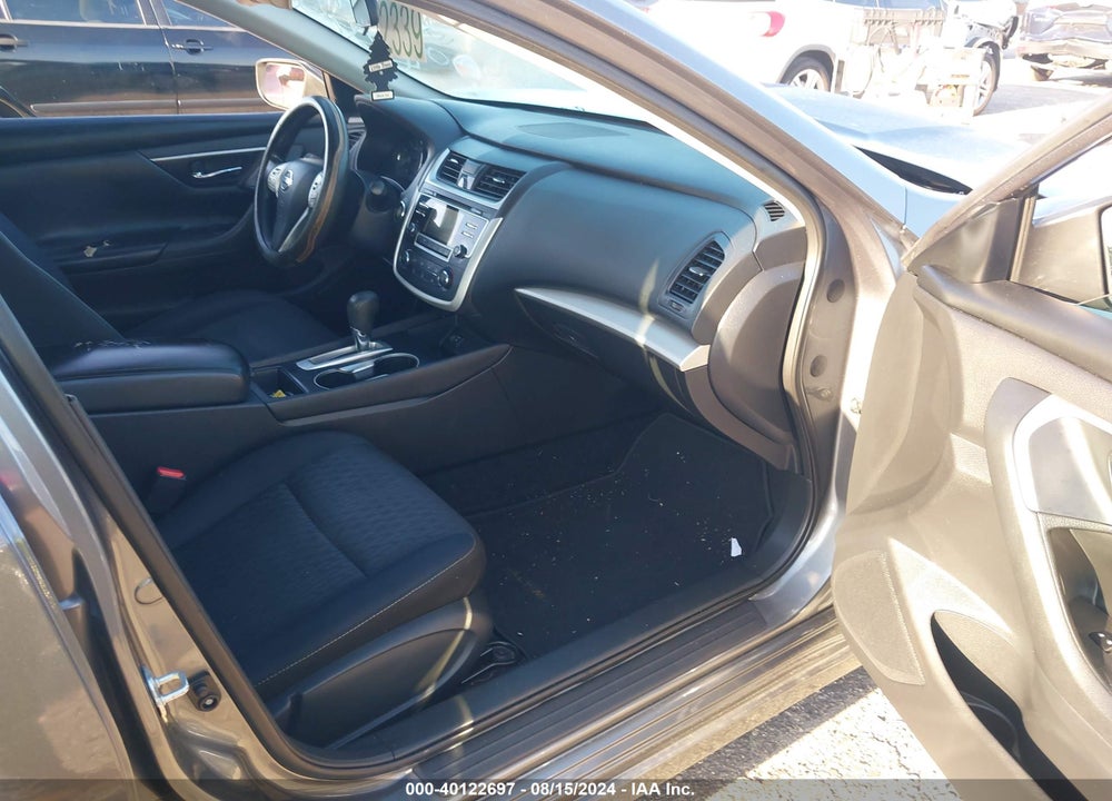 2017 NISSAN ALTIMA VIN: 1N4AL3AP7HC489442