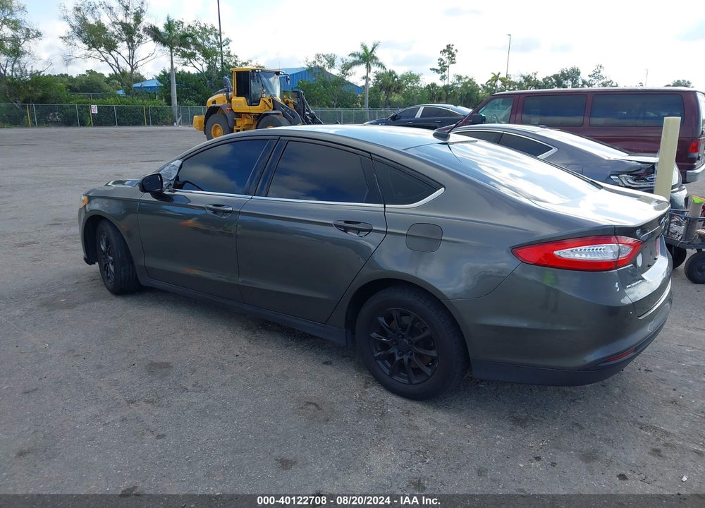 2015 FORD FUSION S VIN: 3FA6P0G74FR202105