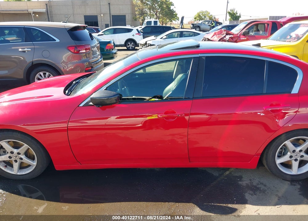 2013 INFINITI G37X VIN: JN1CV6AR4DM352658