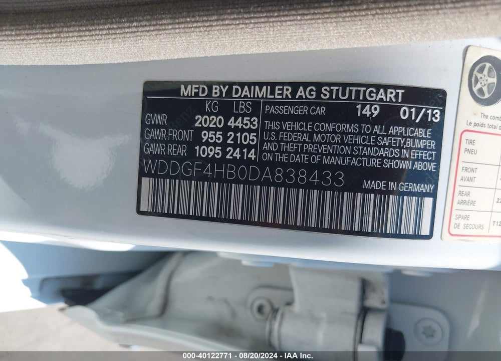 2013 MERCEDES-BENZ C 250 LUXURY/SPORT VIN: WDDGF4HB0DA838433