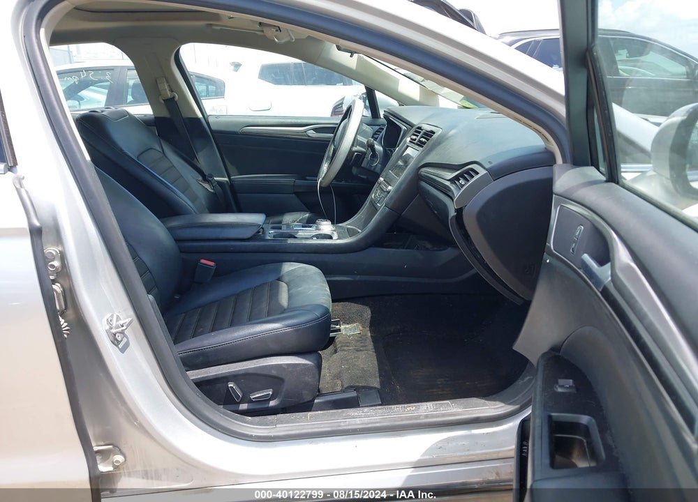2017 FORD FUSION SE VIN: 3FA6P0H96HR216140