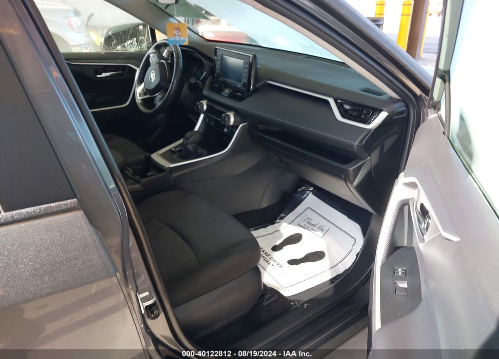 2020 TOYOTA RAV4 HYBRID XLE VIN: 2T3RWRFV3LW078284
