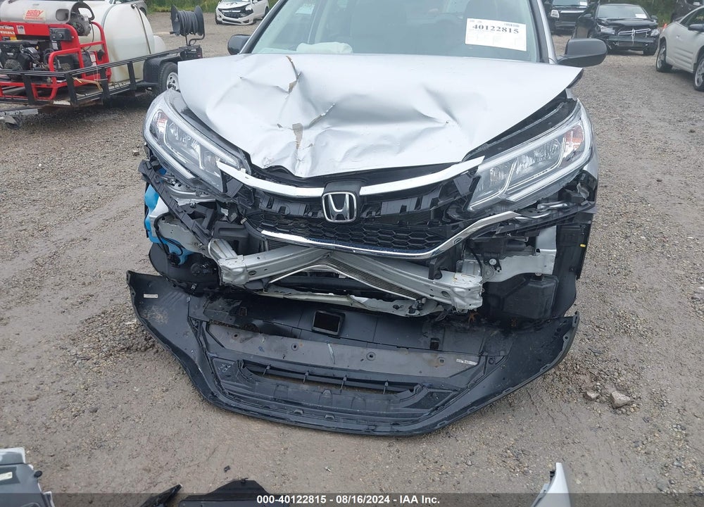 2015 HONDA CR-V LX VIN: 5J6RM4H3XFL082547
