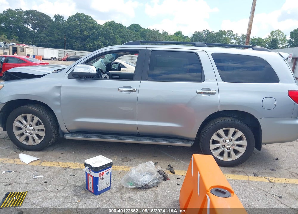 2011 TOYOTA SEQUOIA PLATINUM 5.7L V8 VIN: 5TDYY5G11BS033483