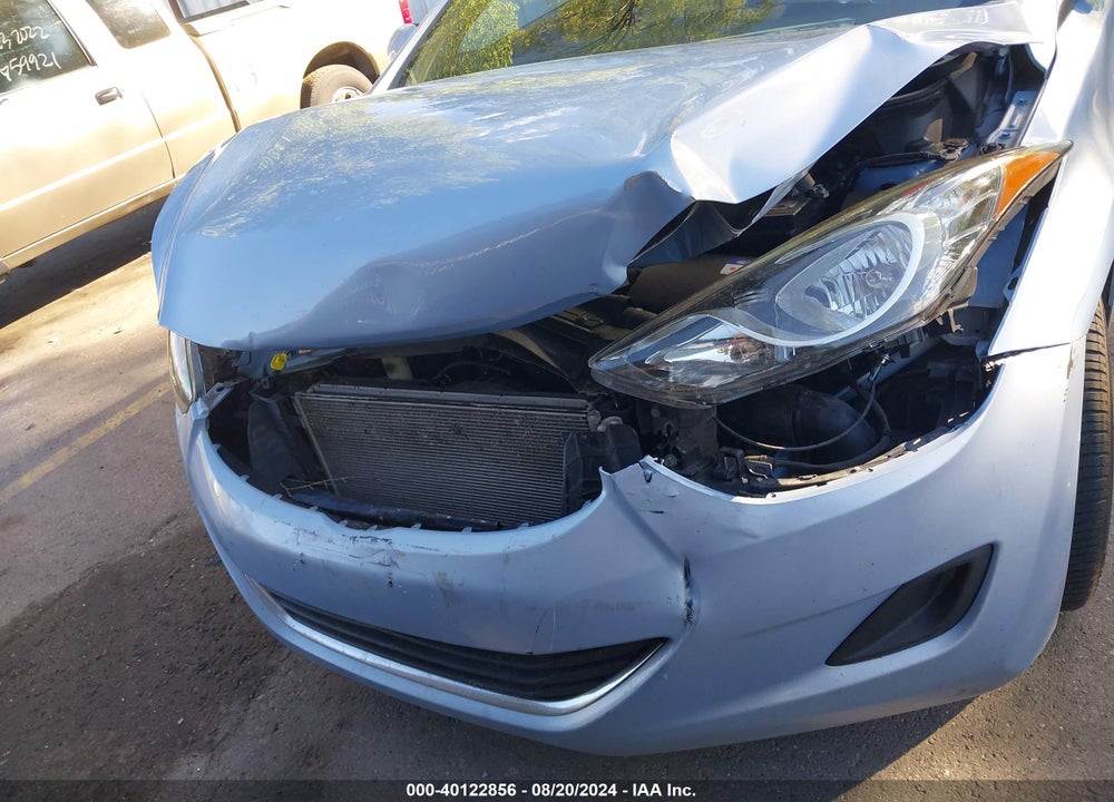 2013 HYUNDAI ELANTRA GLS VIN: KMHDH4AE9DU813150