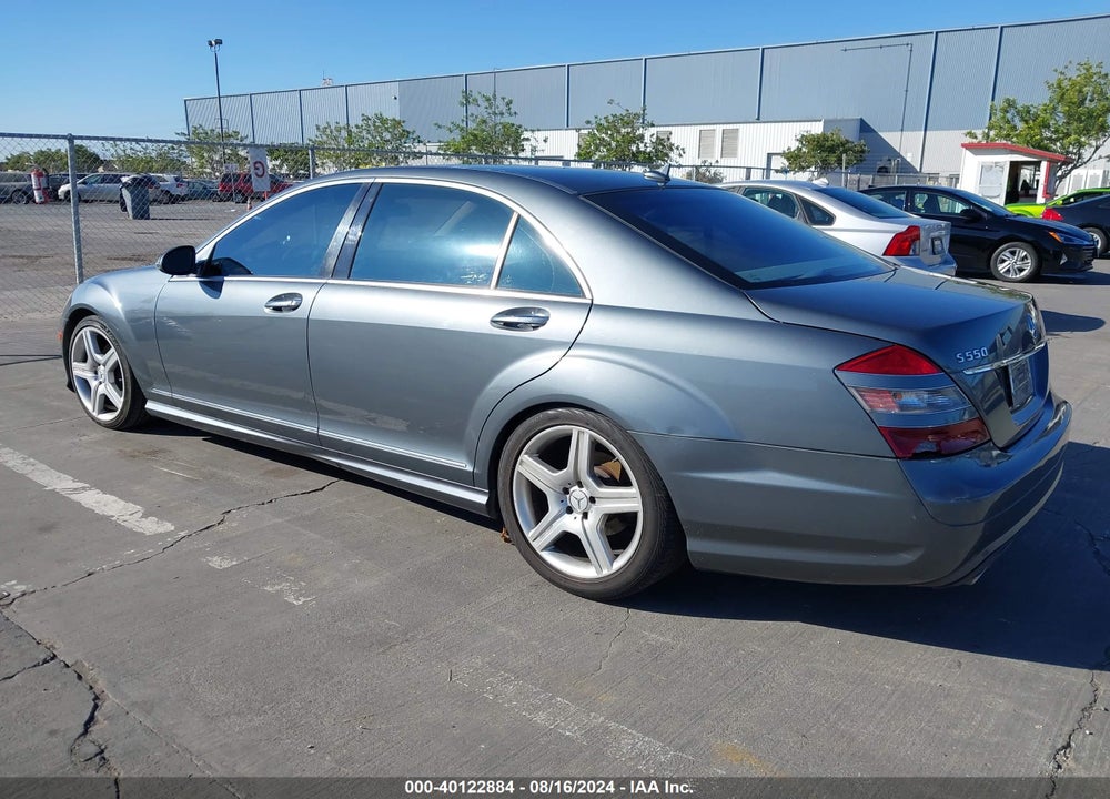 2009 MERCEDES-BENZ S 550 VIN: WDDNG71X59A250305