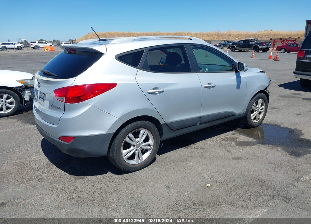 2013 HYUNDAI TUCSON GLS VIN: KM8JU3AC6DU742450