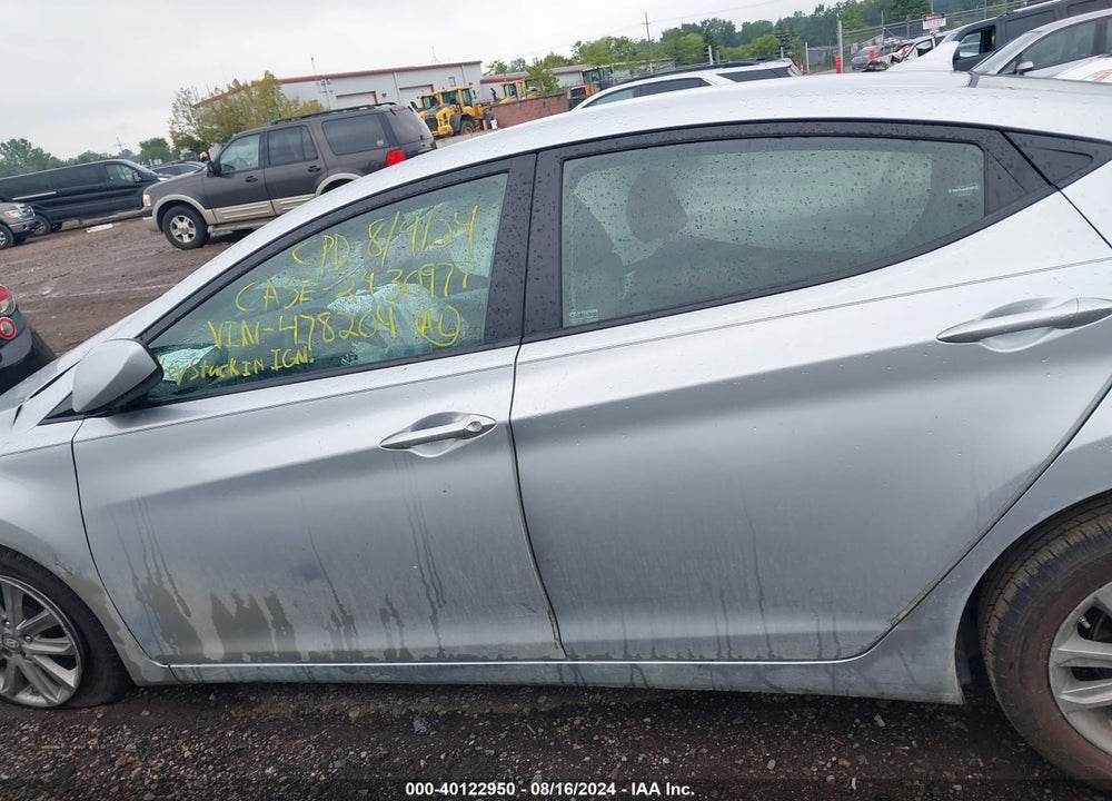 2014 HYUNDAI ELANTRA SE VIN: 5NPDH4AE6EH478204