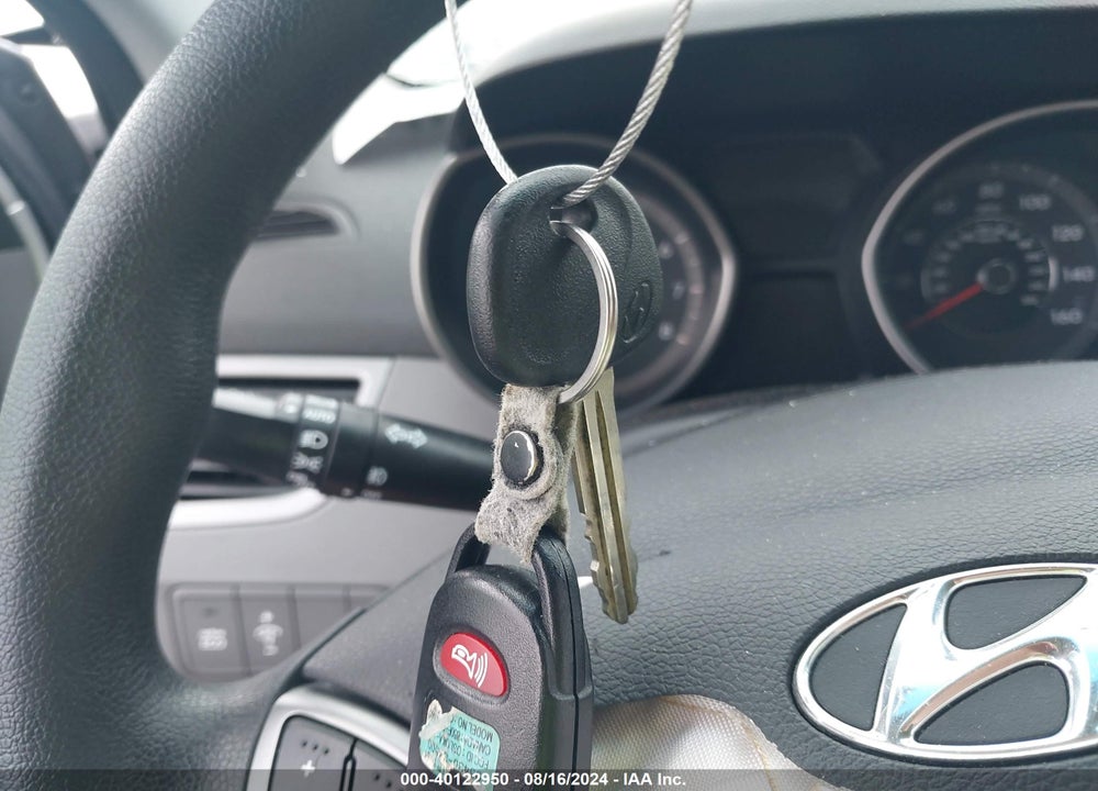 2014 HYUNDAI ELANTRA SE VIN: 5NPDH4AE6EH478204