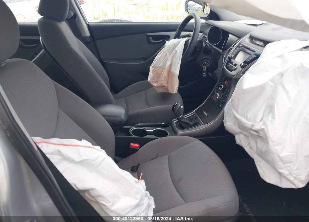2014 HYUNDAI ELANTRA SE VIN: 5NPDH4AE6EH478204