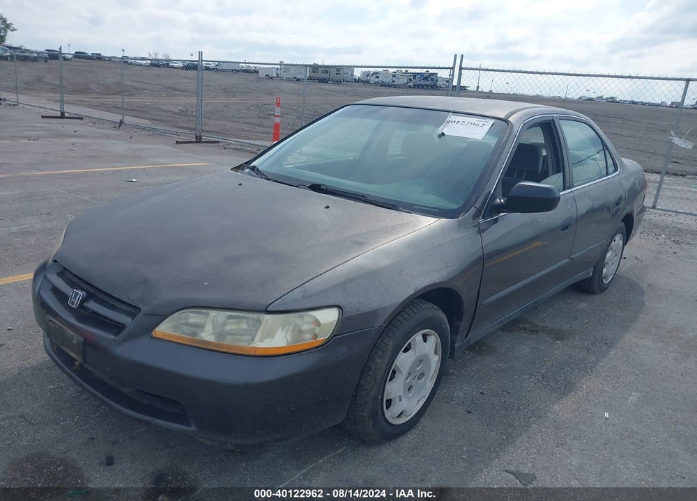1998 HONDA ACCORD LX VIN: 1HGCG5646WA020404