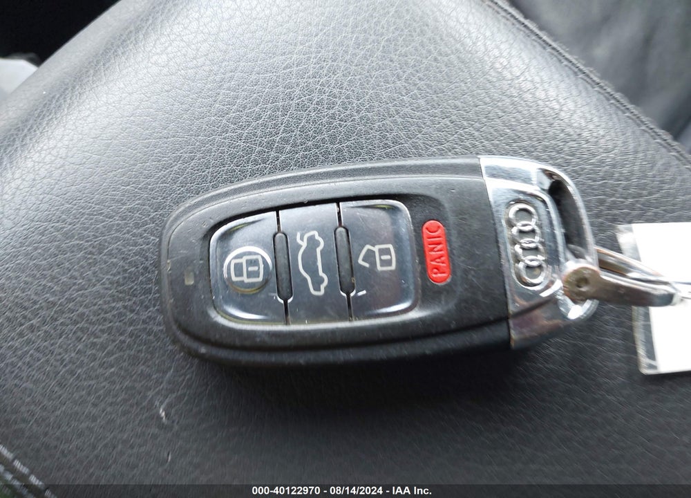 2013 AUDI A4 2.0T PREMIUM VIN: WAUFFAFLXDN005440