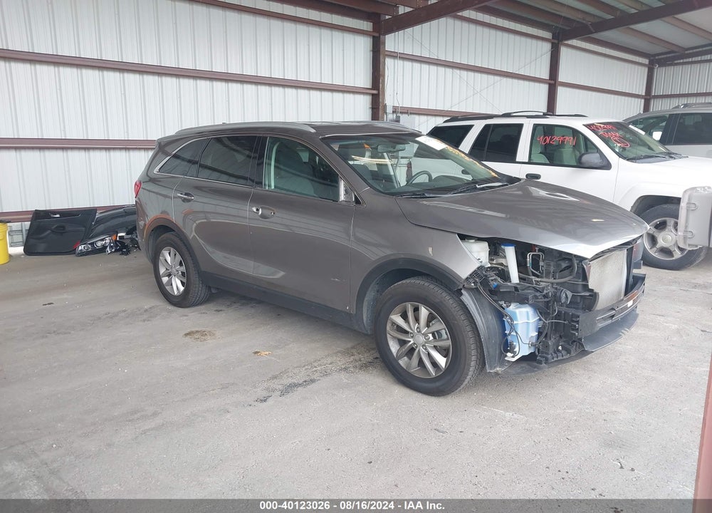 2016 KIA SORENTO 2.4L LX VIN: 5XYPG4A36GG147163