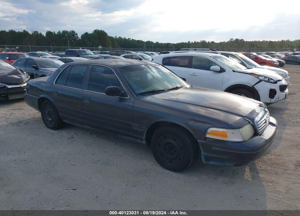 2004 FORD CROWN VICTORIA VIN: 2FAFP73W04X135295