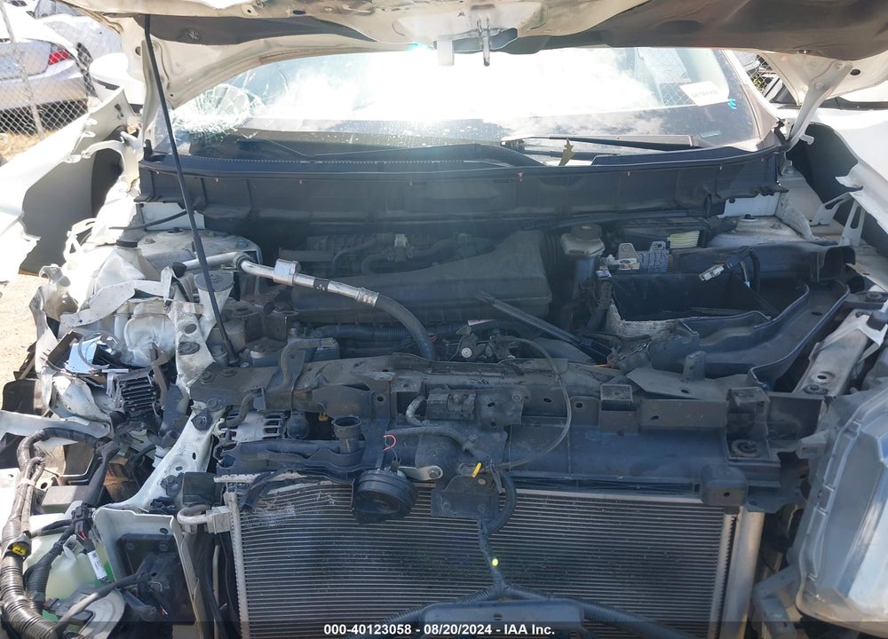 2017 NISSAN ROGUE SV VIN: 5N1AT2MT0HC770622