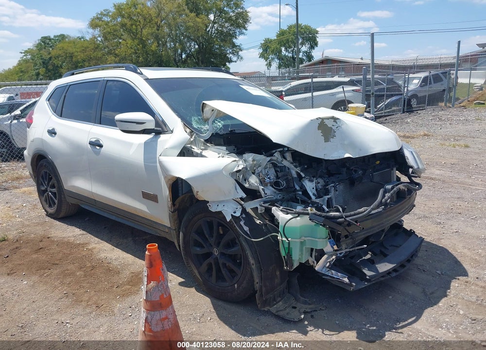 2017 NISSAN ROGUE SV VIN: 5N1AT2MT0HC770622