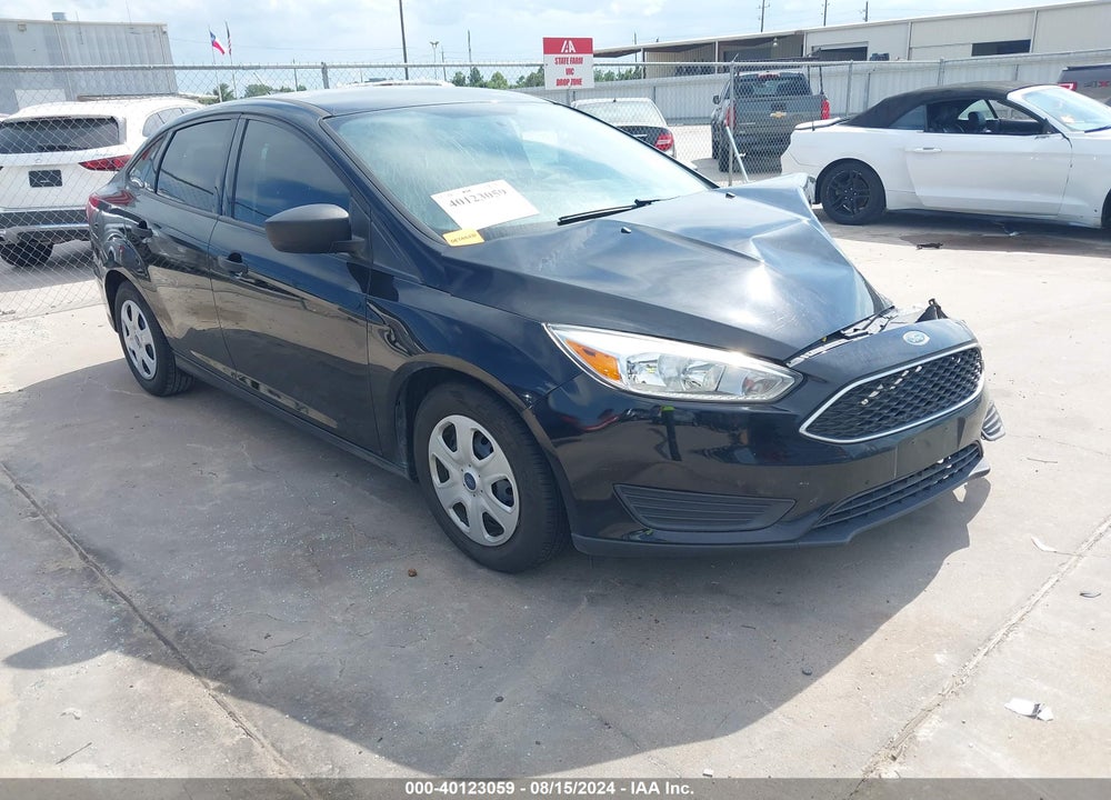 2018 FORD FOCUS S VIN: 1FADP3E21JL286651