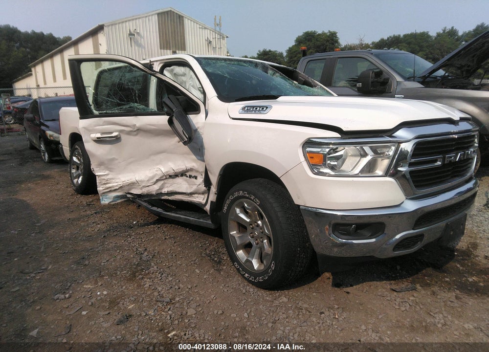 2019 RAM 1500 BIG HORN/LONE STAR 4X4 5'7 BOX VIN: 1C6SRFFT8KN658097