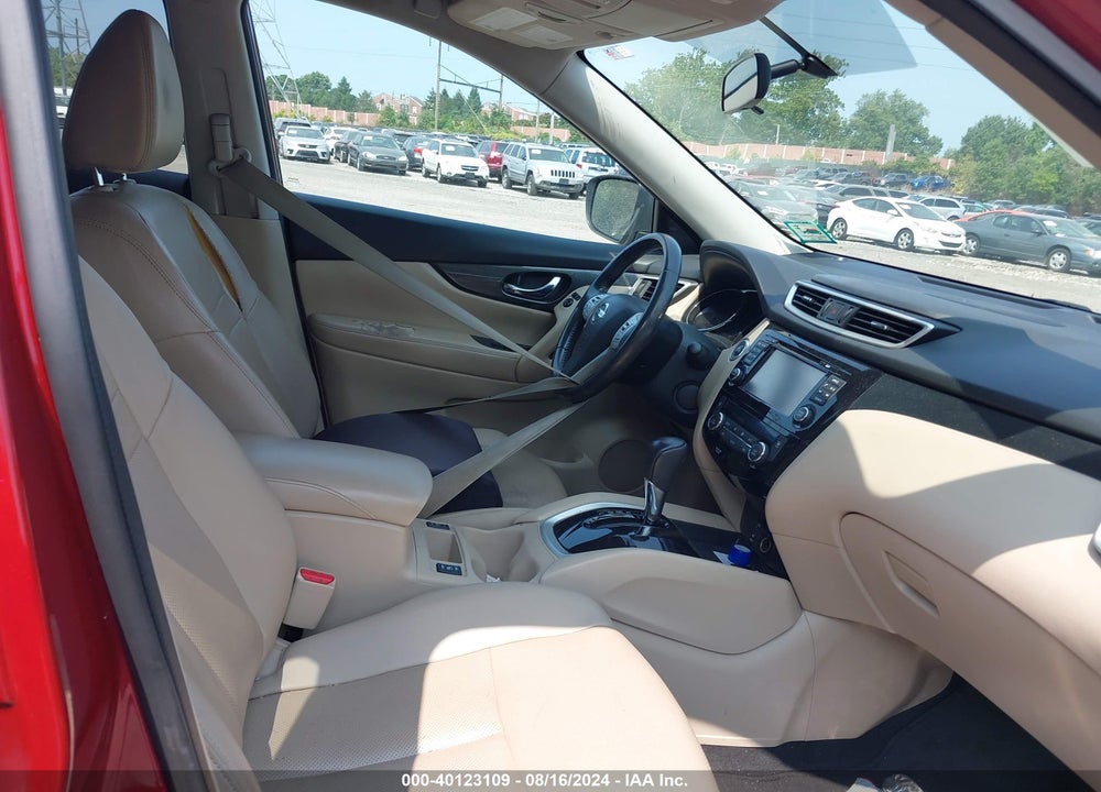 2016 NISSAN ROGUE SL VIN: 5N1AT2MV1GC843612