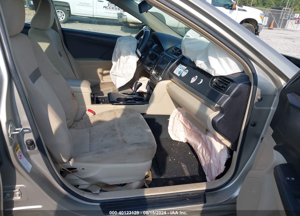 2014 TOYOTA CAMRY LE VIN: 4T1BF1FK4EU303204