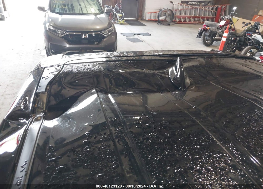 2021 HONDA PASSPORT AWD EX-L VIN: 5FNYF8H59MB041606