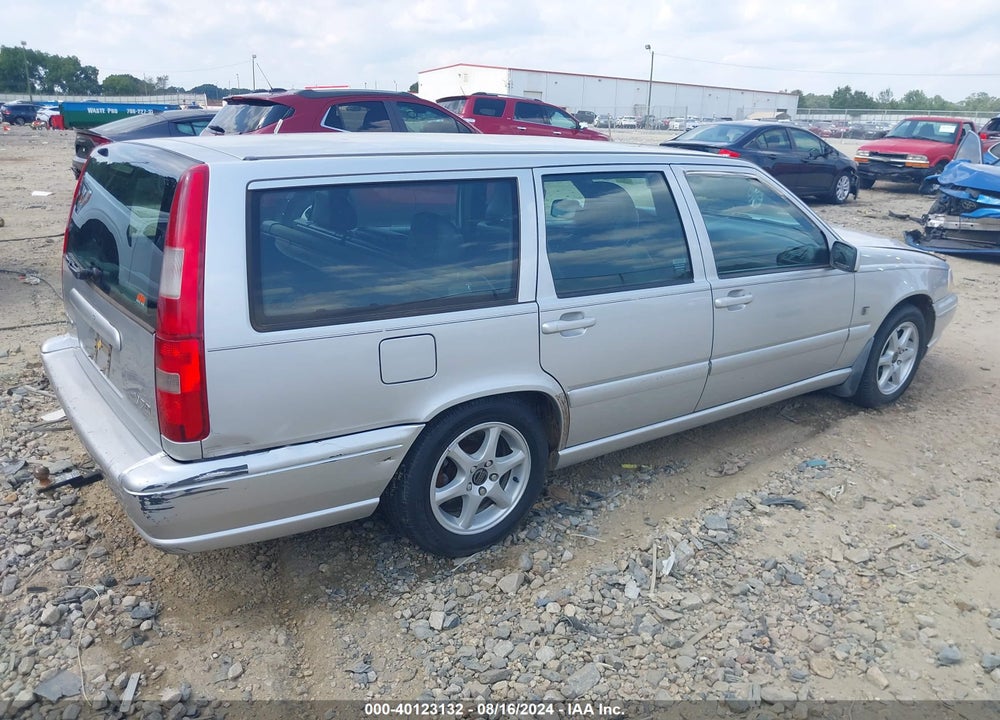 1999 VOLVO V70 VIN: YV1LW55A0X2608054