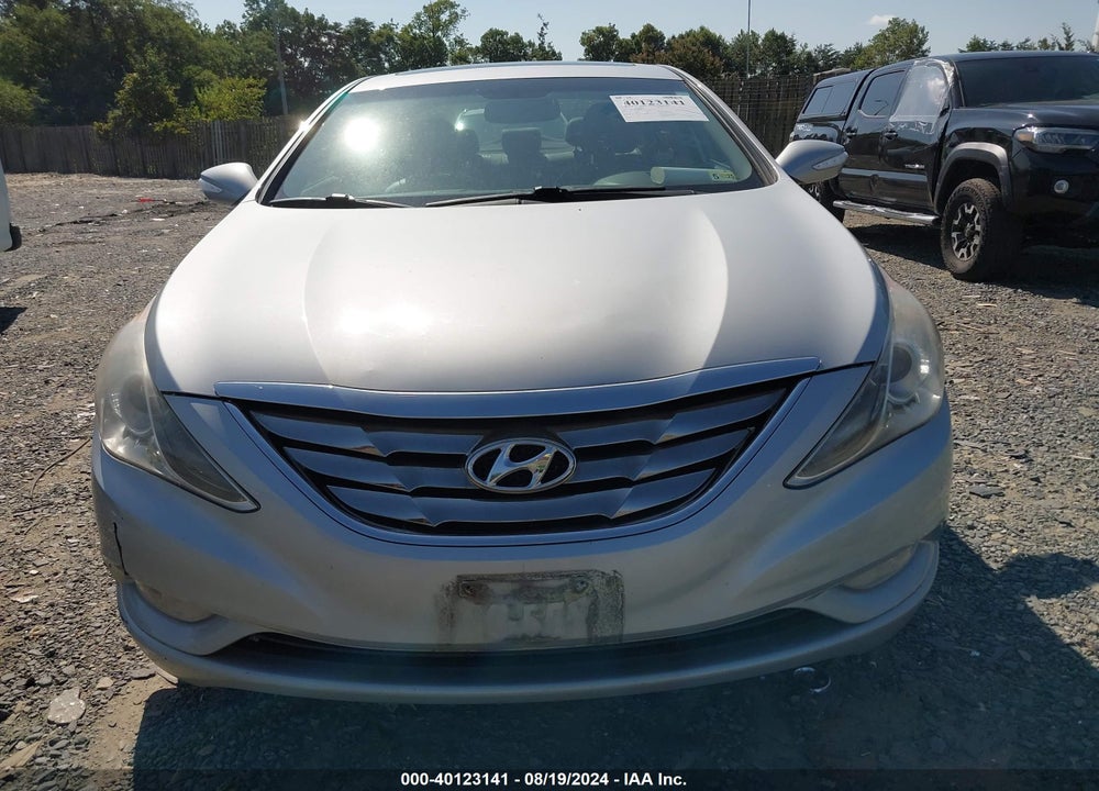 2011 HYUNDAI SONATA VIN: 5NPEC4AC1BH060582