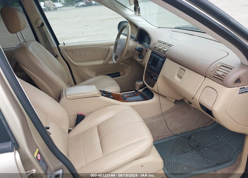2001 MERCEDES-BENZ ML 320 VIN: 4JGAB54E01A265204