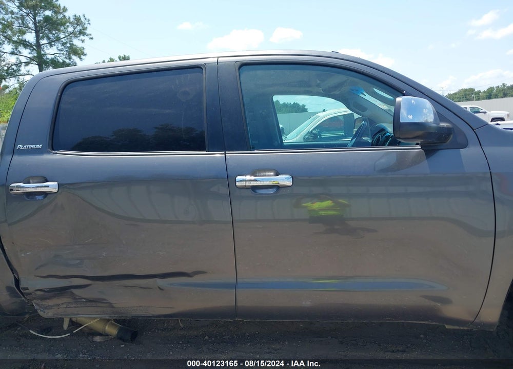 2011 TOYOTA TUNDRA LIMITED 5.7L V8 VIN: 5TFHY5F10BX162164