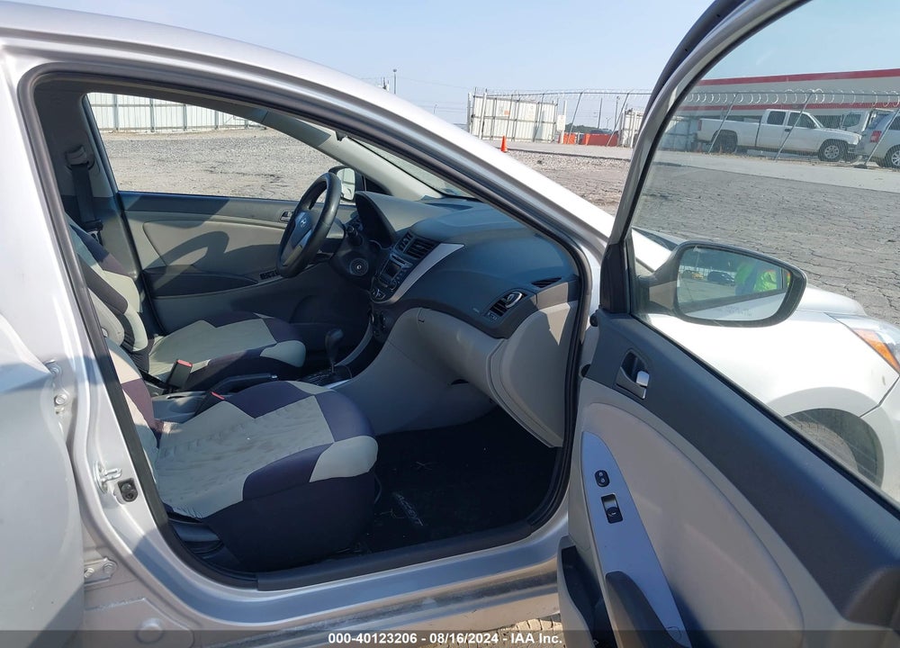 2016 HYUNDAI ACCENT VIN: KMHCT4AE9GU106886