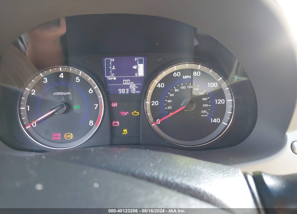 2016 HYUNDAI ACCENT VIN: KMHCT4AE9GU106886